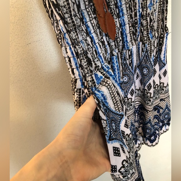 Romper Size: S. Lightweight and silky. Barely worn. - Picture 8 of 10